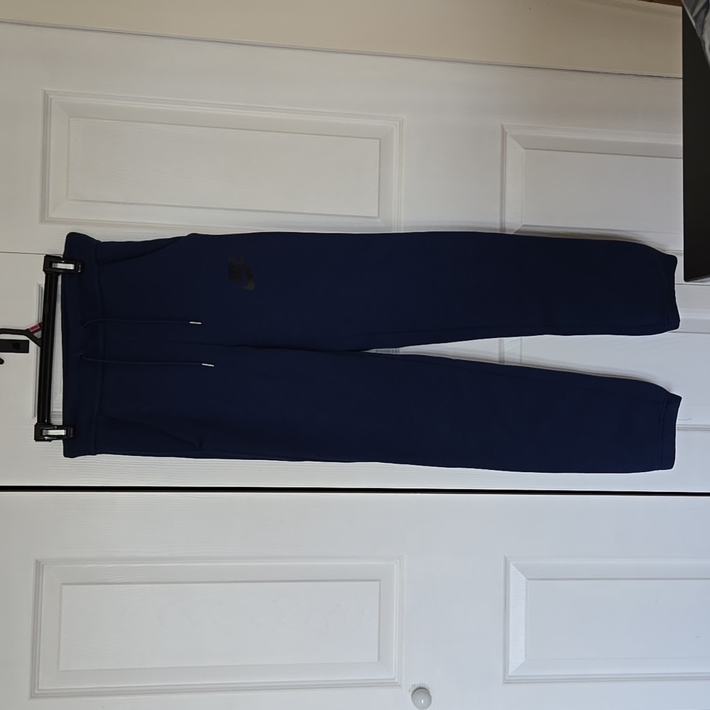 Women's nike navy blue sweat pant NOWT size xs